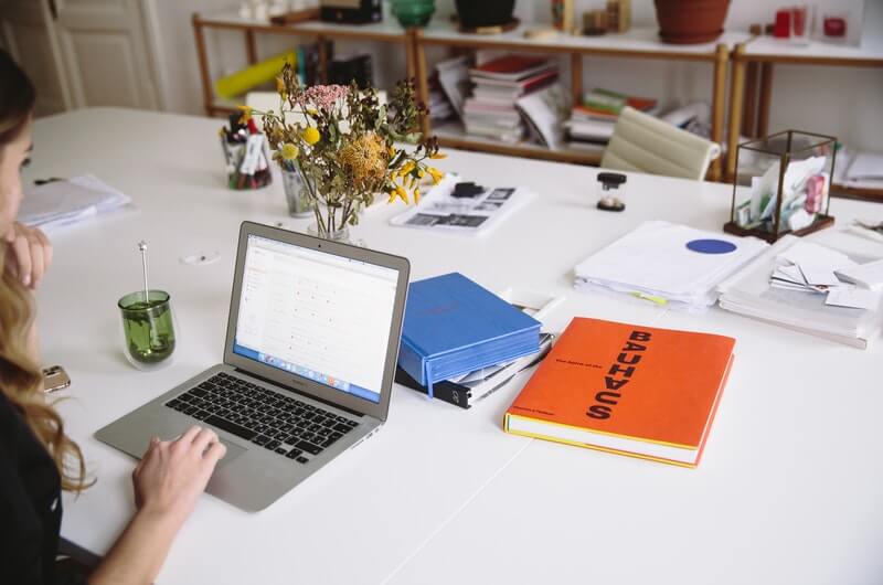 How Businesses Should Use Technology to Manage Performance